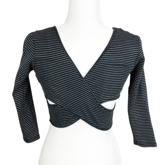 Black White Stripe Cropped Wrap Long Sleeve Womens Cut Out Top - Picture 10 of 16